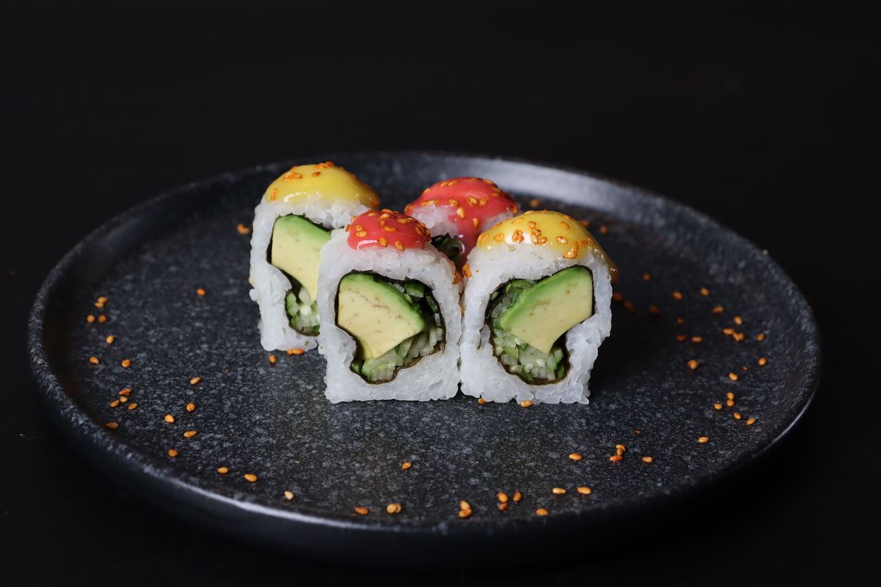 Vegatarian roll - Fruit Paradise roll