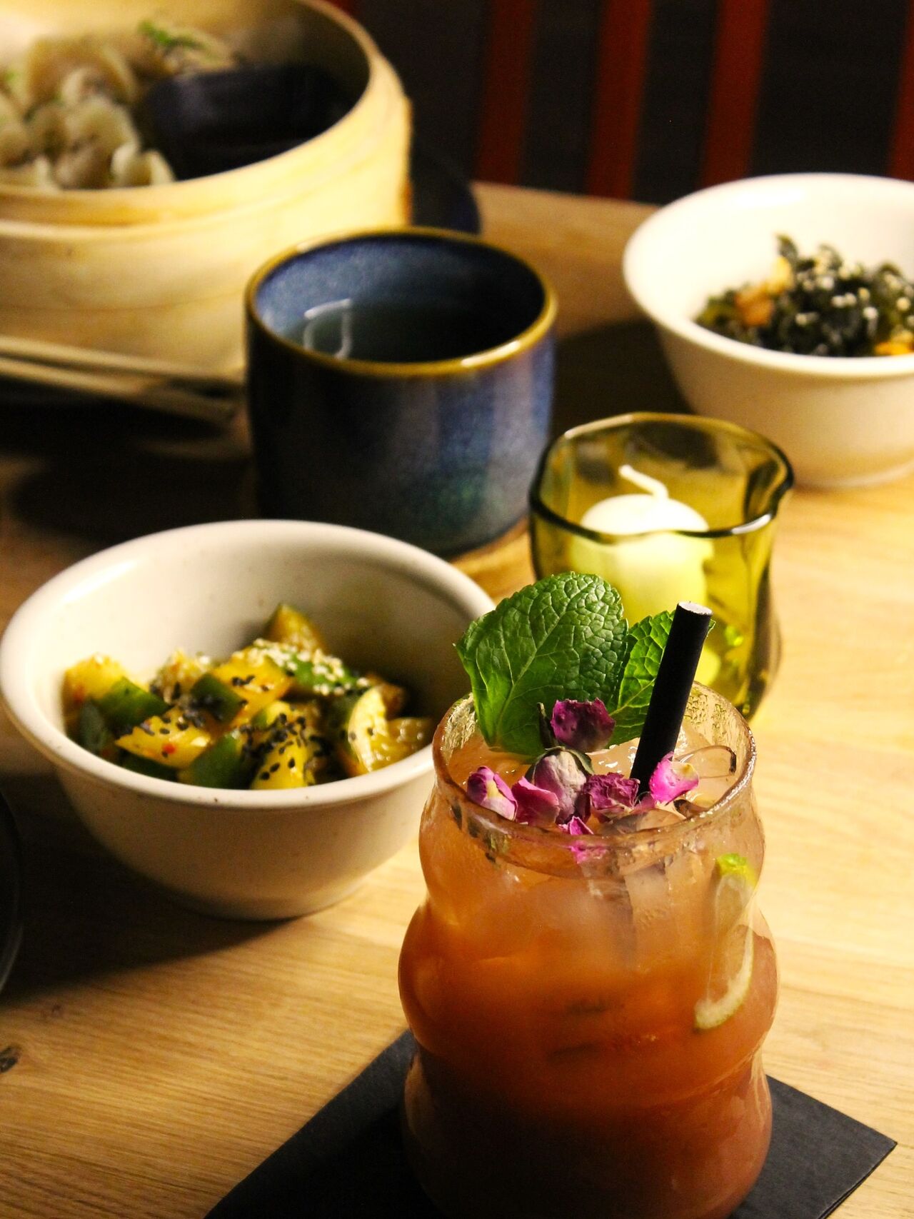 👉 Obserwuj nas na mediach społecznościowych i bądź na bieżąco z nowościami w menu.