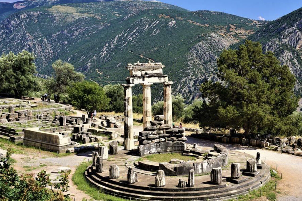 DELPHI, DAS ZENTRUM DER WELT