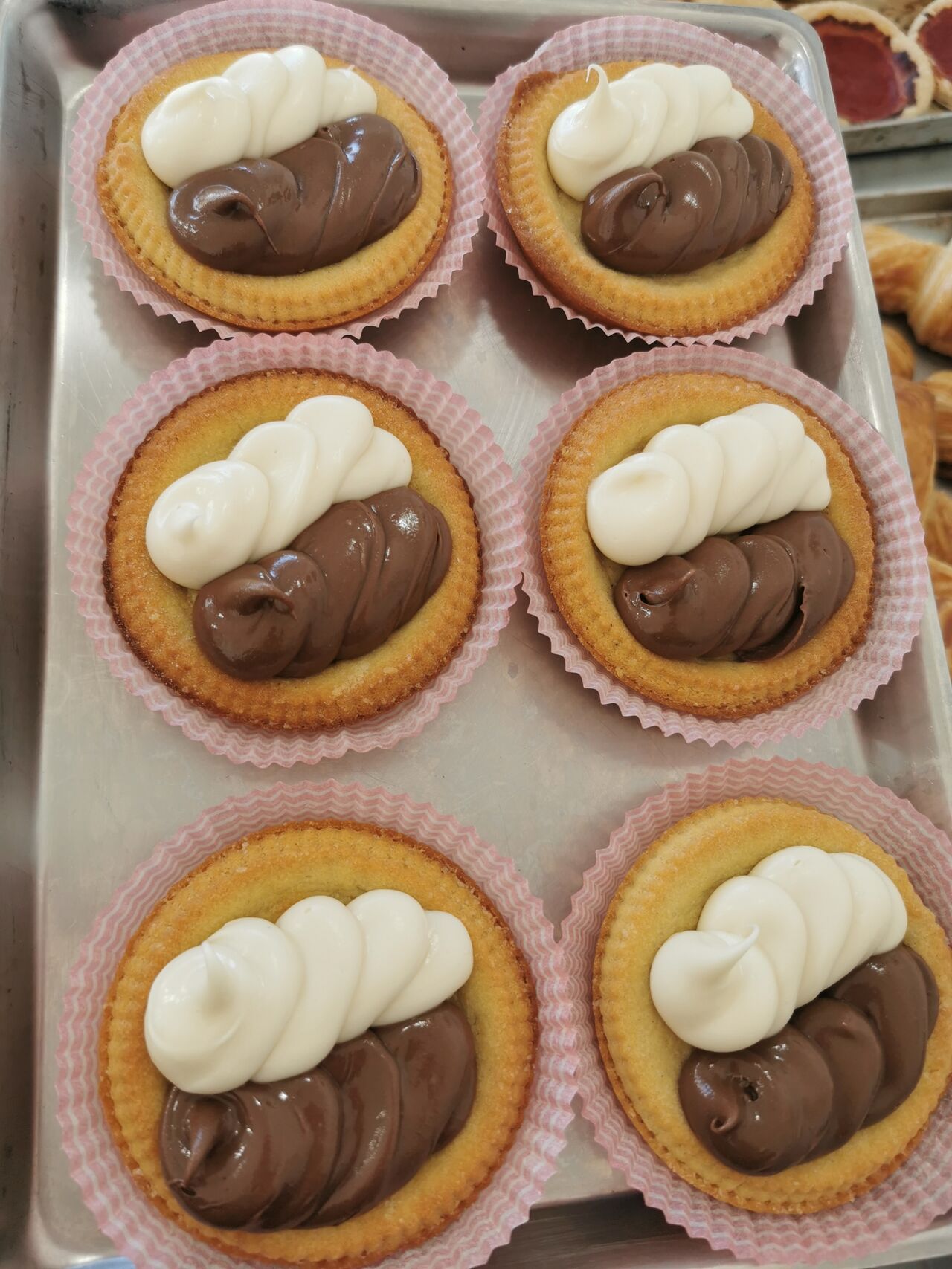 Crostatine cioccolato bianco e nero