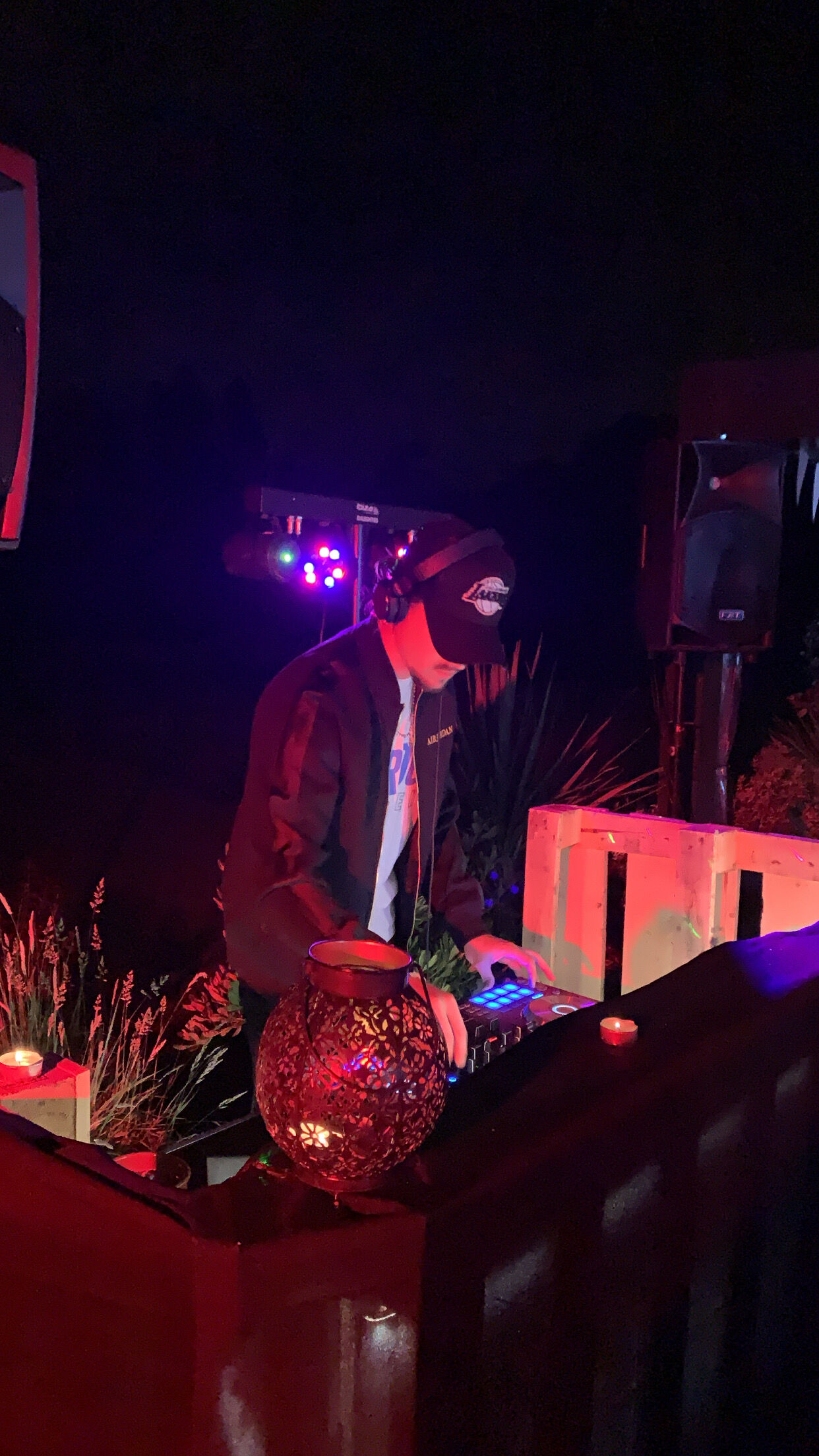 Résident DJ Rico B.z.h