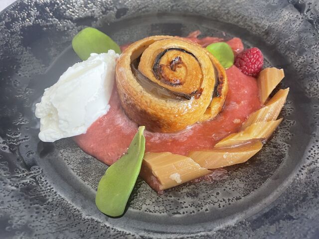 Rhubarbe feuilletée 