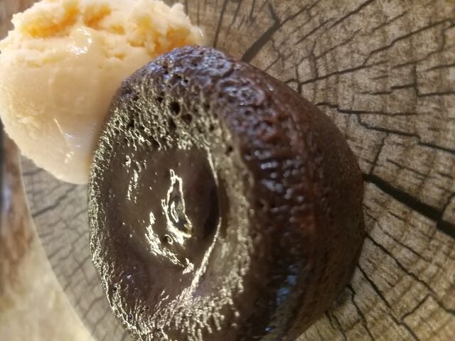 Coulant de chocolate con helado