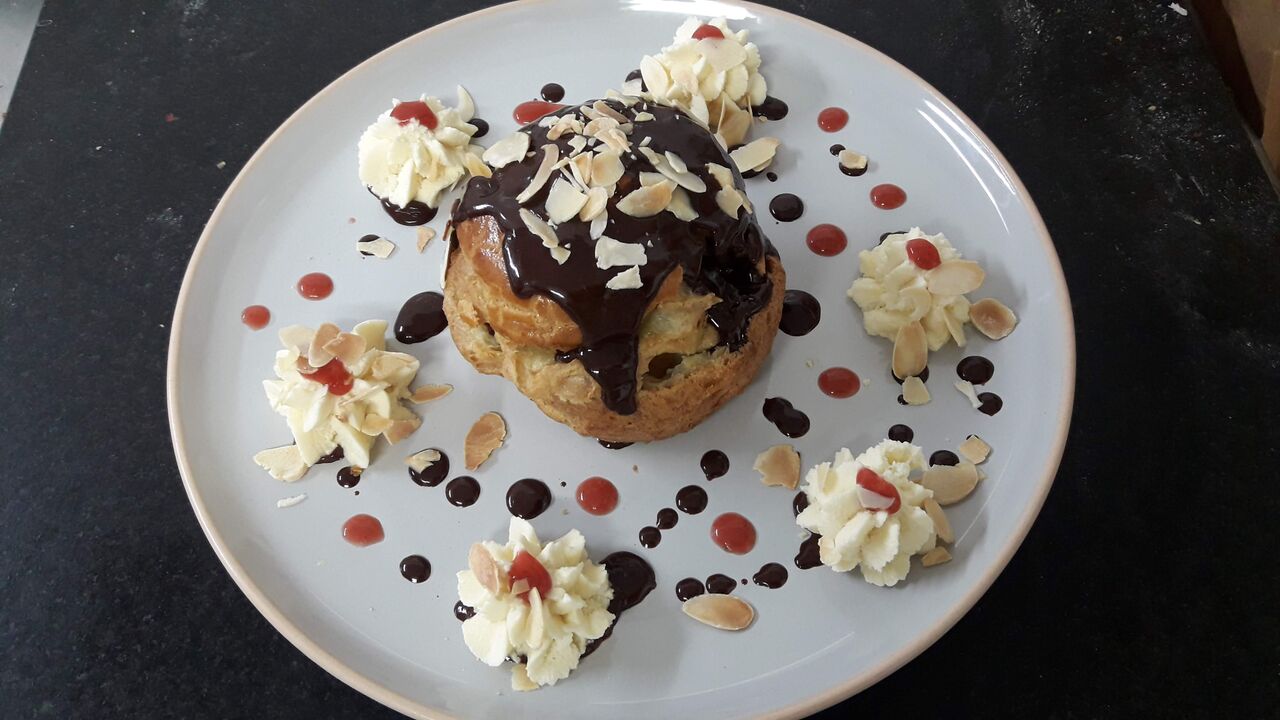 Profiterole au chocolat
