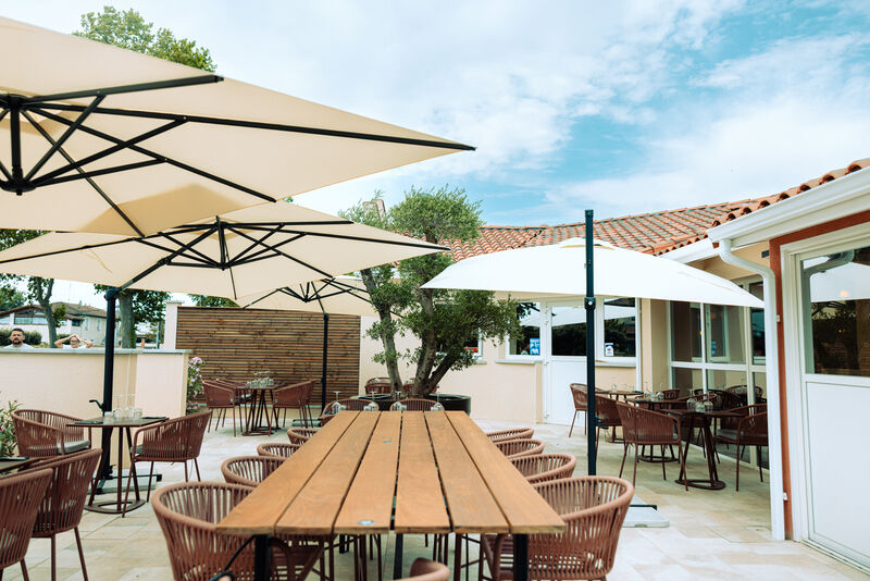 LA TERRASSE