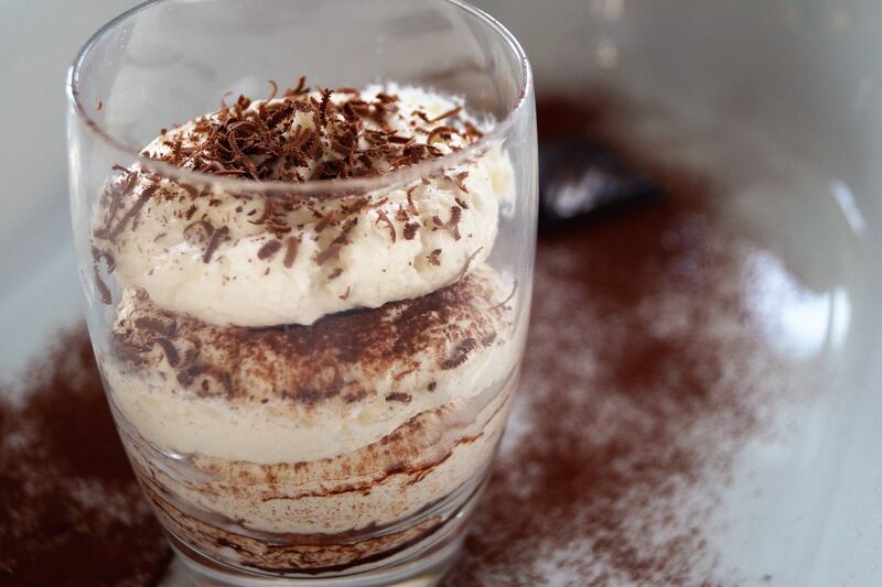 Tiramisu , la meilleure thérapie, une douceur sucrée qui donne envie de vivre ! 