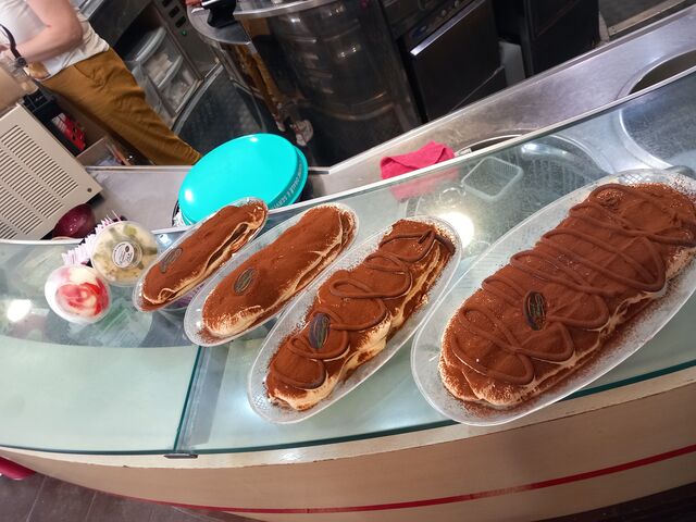 I tiramisù di Forattini