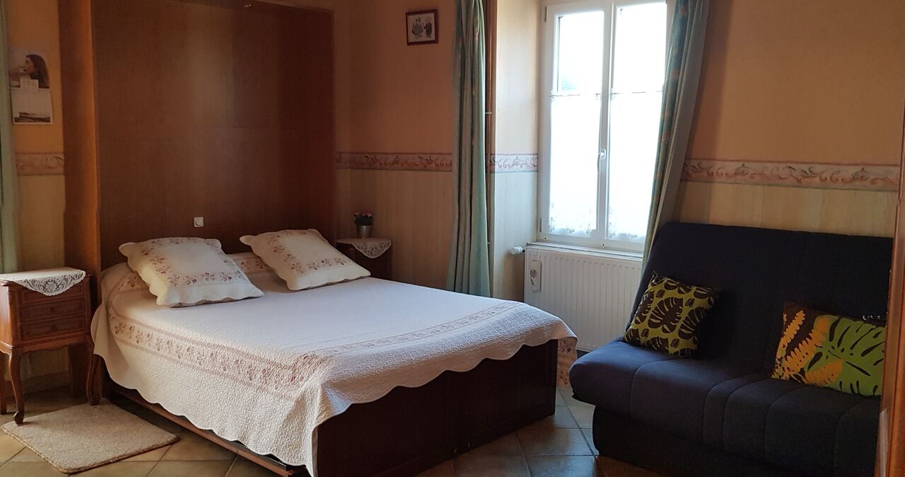 Chambre Comtoise au rez de chaussée