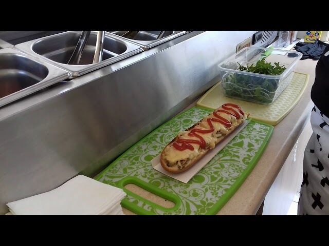 Jak powstają nasze zapiekanki... Sprawdź-->