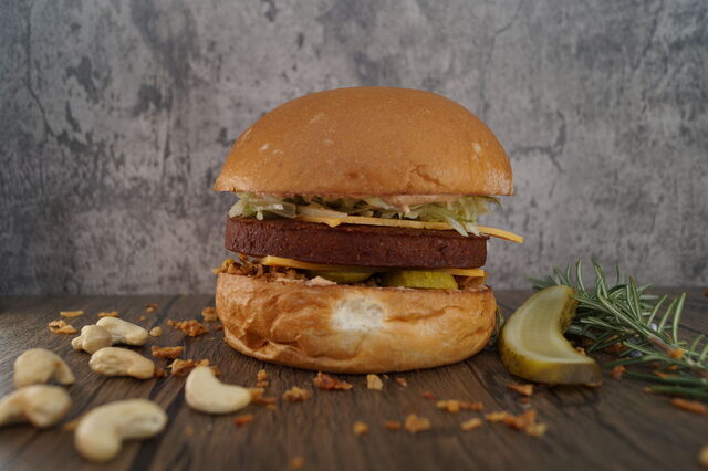 Falafel Cheeseburger (vegetarisch)