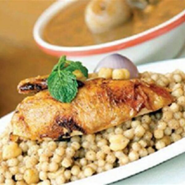 Nos préparations sur commande / Petites boules de pâtes / Moghrabiyé au poulet