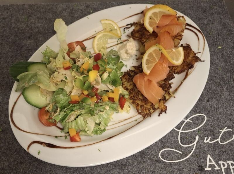 Reibekuchen mit Lachs