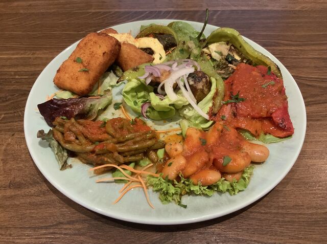 Lachanika (Gemüseplatte)