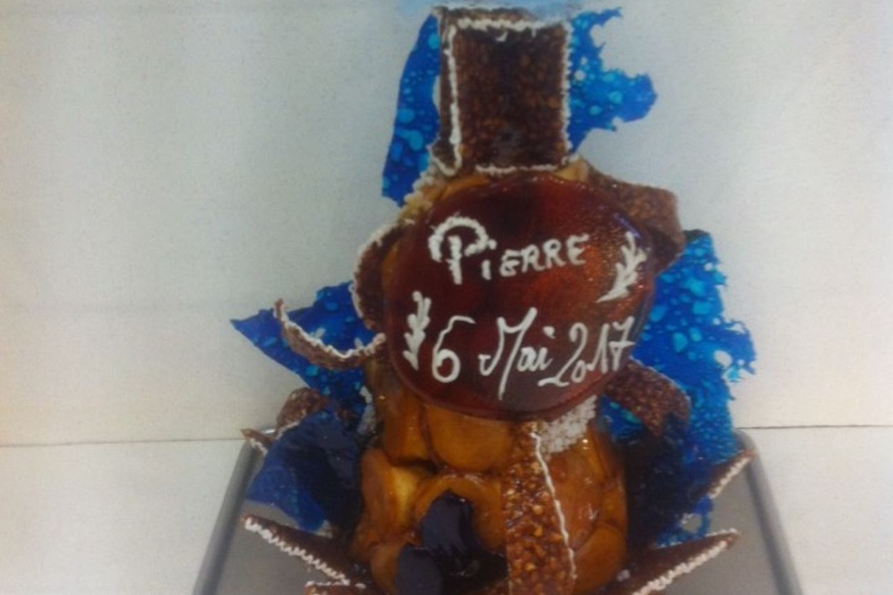 Gateaux et Pièces Montées