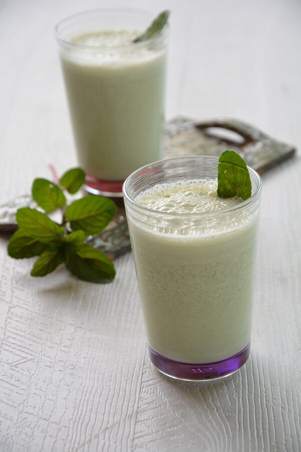Lassi Menthe ( boisson indienne faite avec de la menthe et du yaourt)