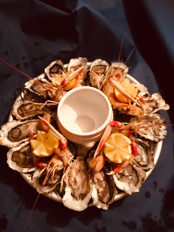 dessus de plateau de fruits de mer 4 personnes restaurant l'assiette troglodyte