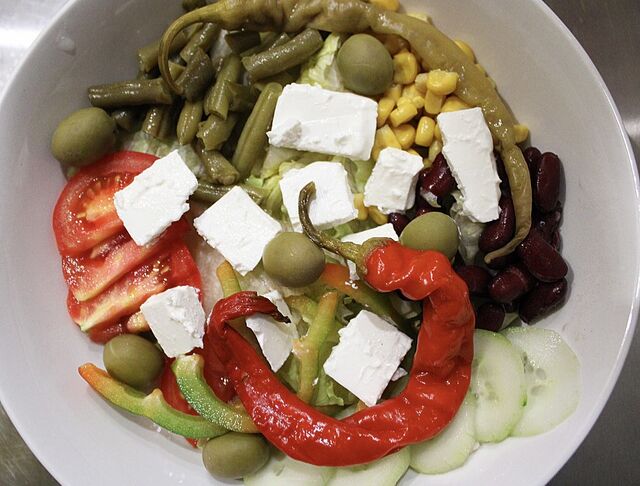 Osvježite se ukusnom salatom!