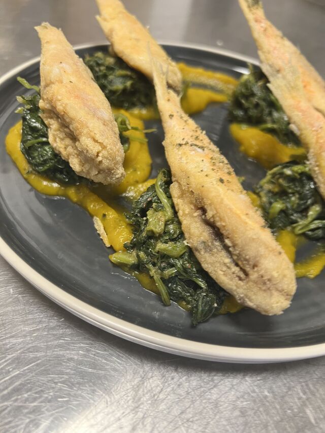 TRIGLIE FRITTE CREMA DI ZUCCA E FRIARIELLI