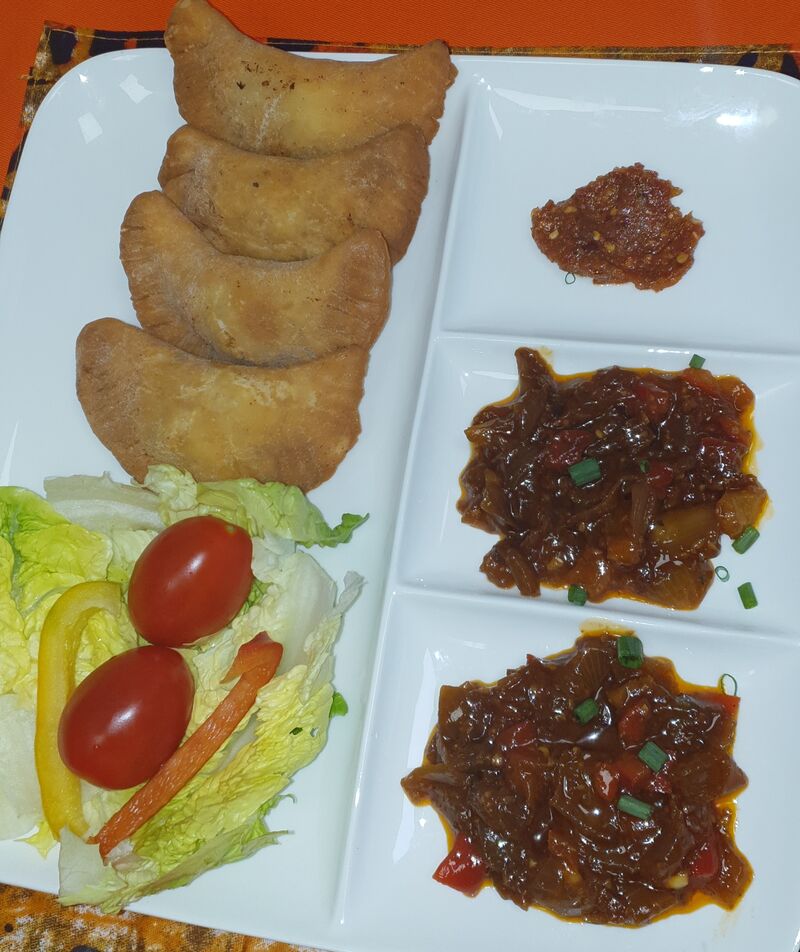 Fatayas au thon ou à la viande hachée