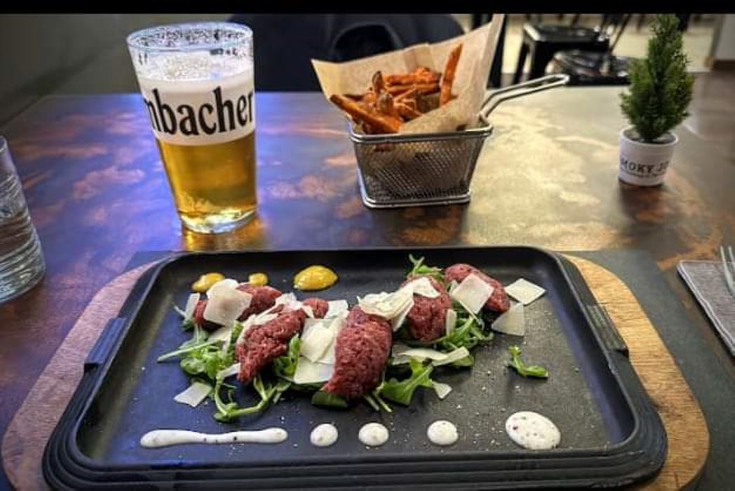 Battuta di scottona rucola e grana