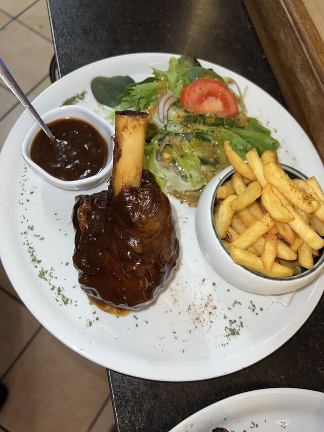 SOURIS D'AGNEAU AU JUS DE THYM