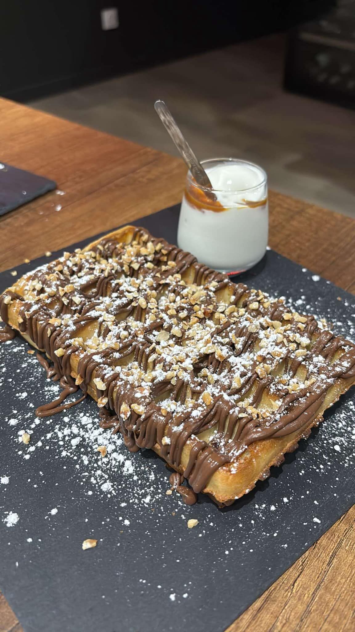 Gaufre au nutella et noisettes du Piémont