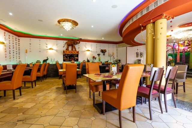 Lounge von hinten links