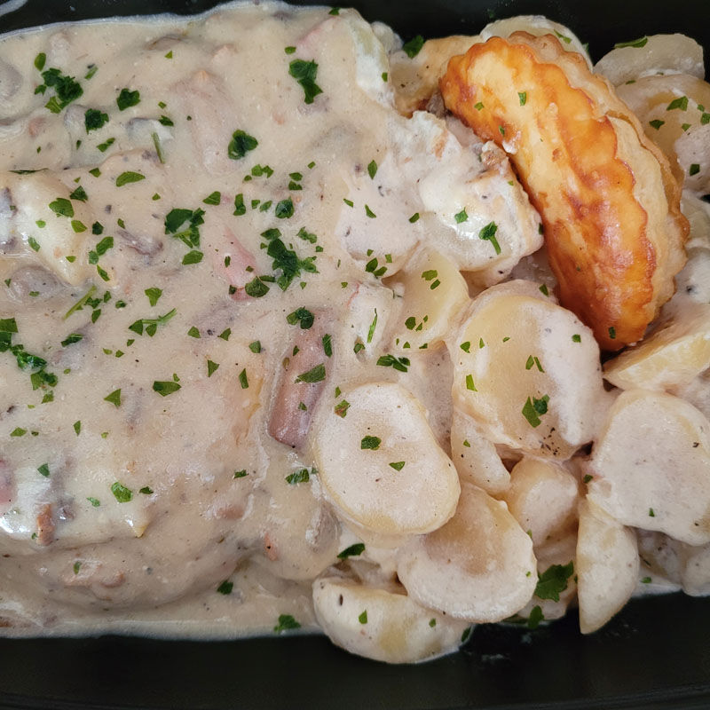 POULET FLAMBE AU WHISKY GRATIN DAUPHINOIS