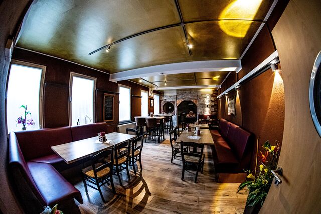 Drinnen, zweiten Raum