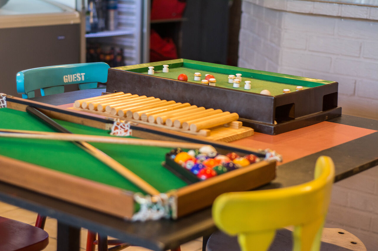 Les jeux à dispositions