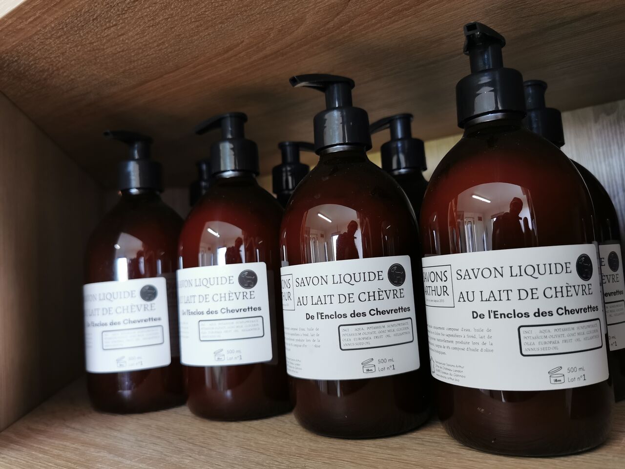 Savon liquide au petit lait de chèvre et huiles essentielles 