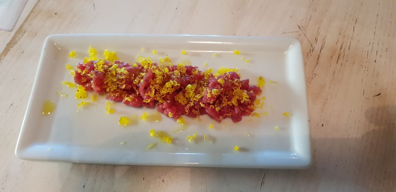 Tartare di manzo con bottarga di uovo