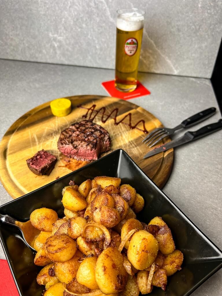 Filetsteak mit Beilage