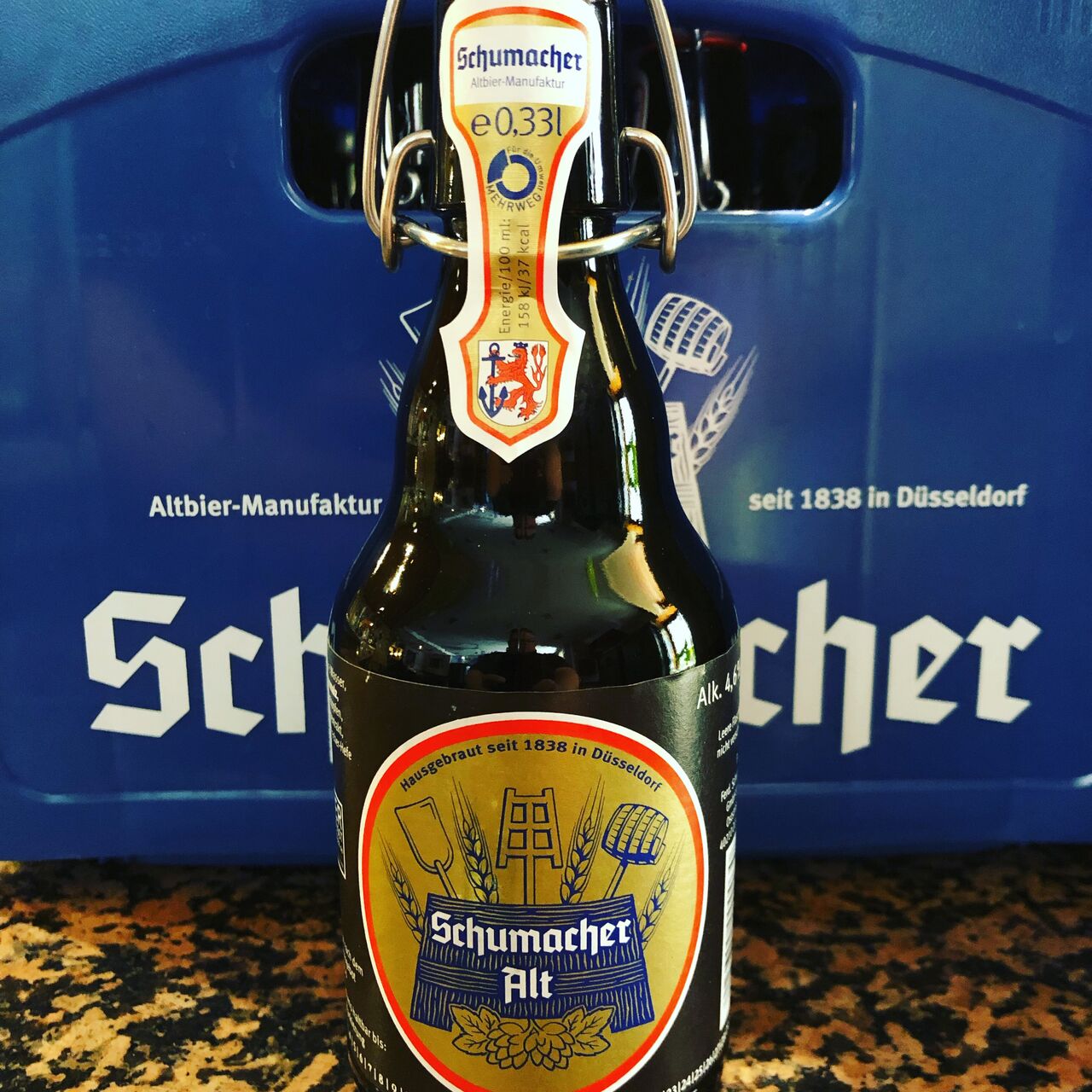 Ab jetzt bei uns erhältlich
Schumacher Alt 0,33l in der Plöppflasche