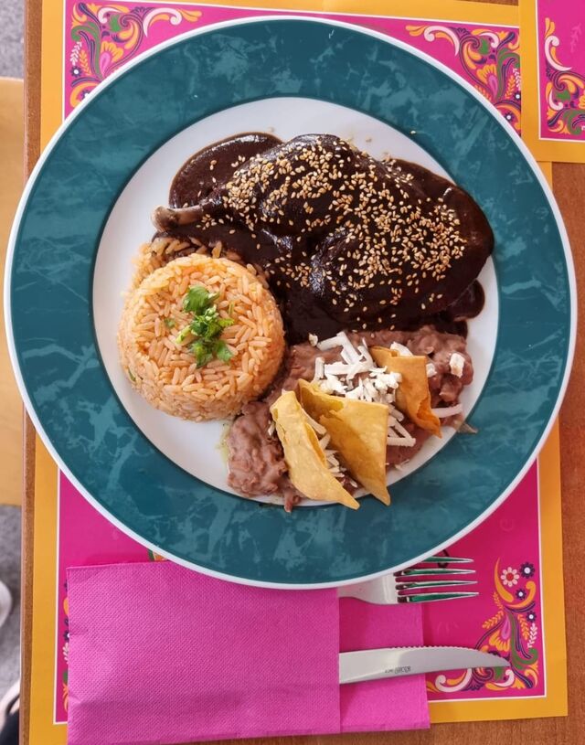 Pollo con mole