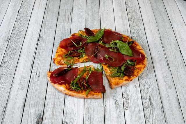 PIZZA BRESAOLA