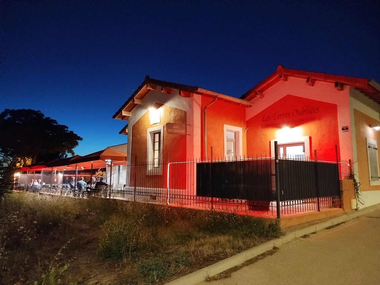 Un soir d'été en terrasse 