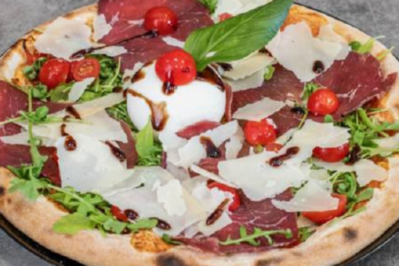 ONE MORE PIZZA