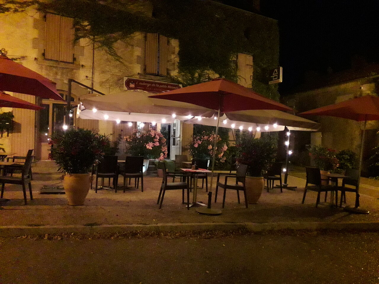 ambiance de la terrasse le soir !!!