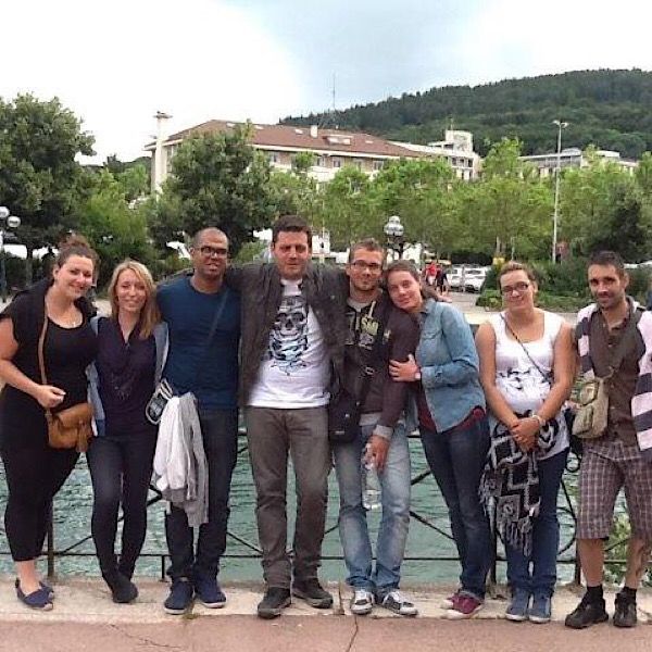 L'équipe de la Deuxième Avenue !