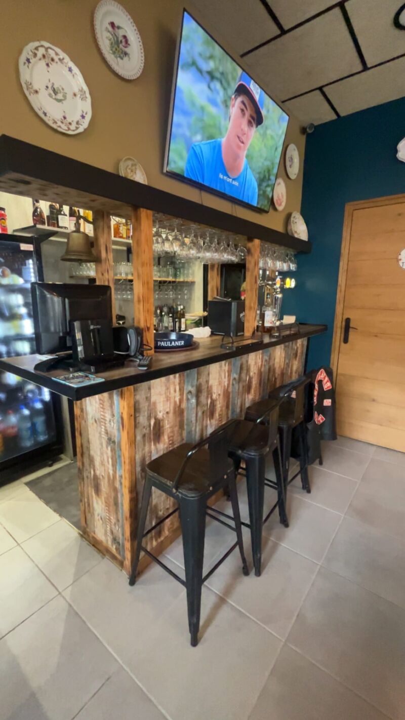 Salle restaurant - vue bar