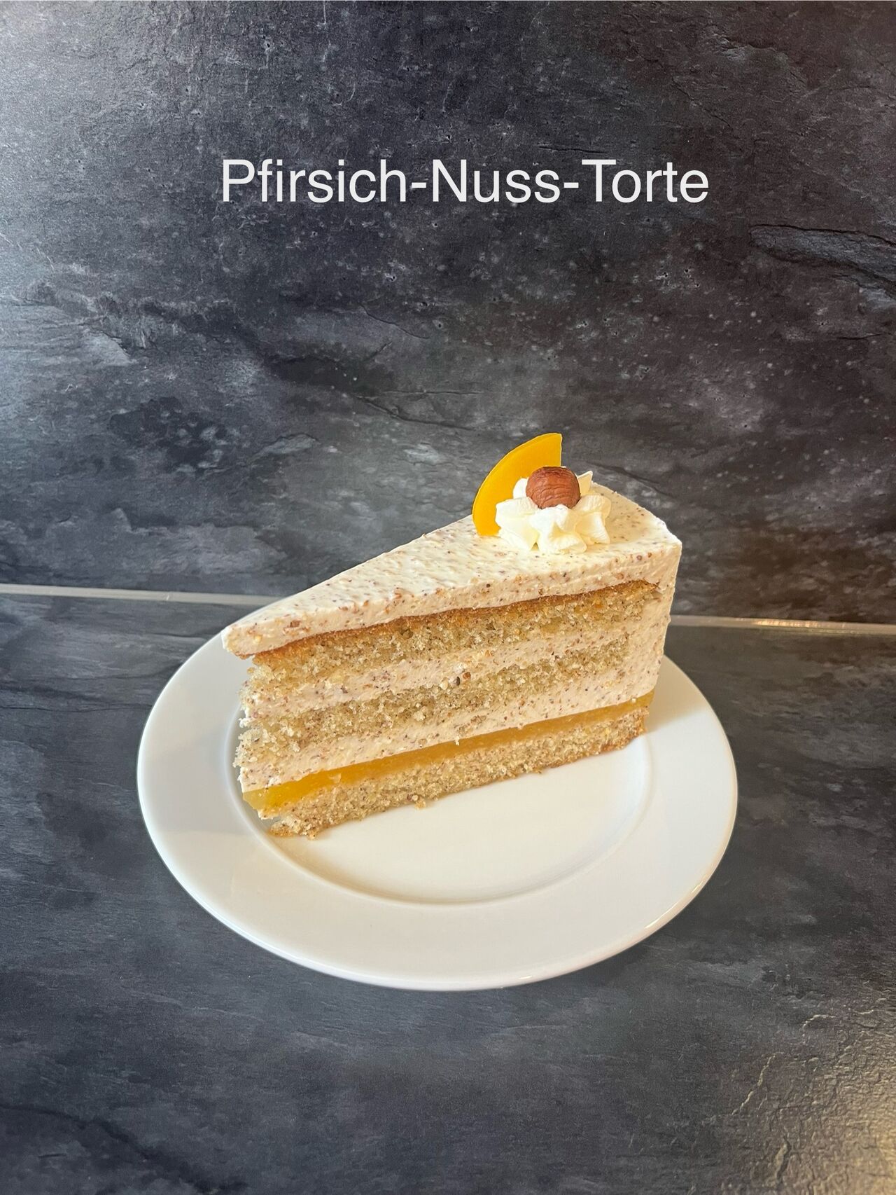 Pfirsich-Nuss-Torte