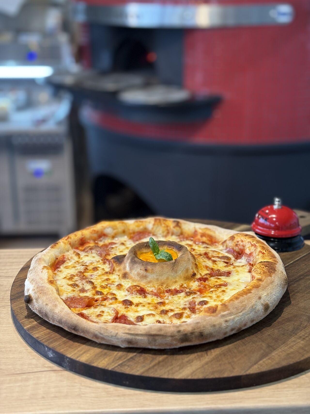 Pizza Vesuvio (Diavola)