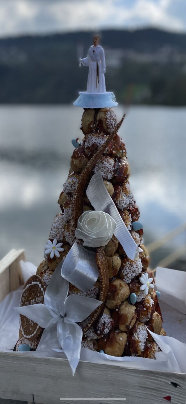 PIÈCE MONTÉE, COMMUNION