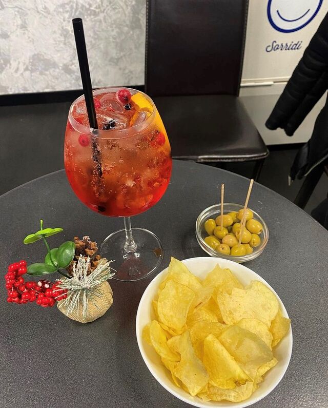 Aperol spritz XL aromatizzato ai frutti rossi in formula base... che aspetti a provarlo?!