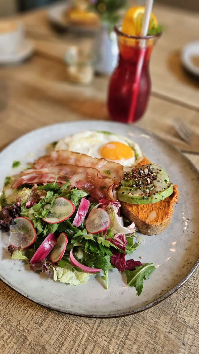 Spiegelei Bacon Stulle