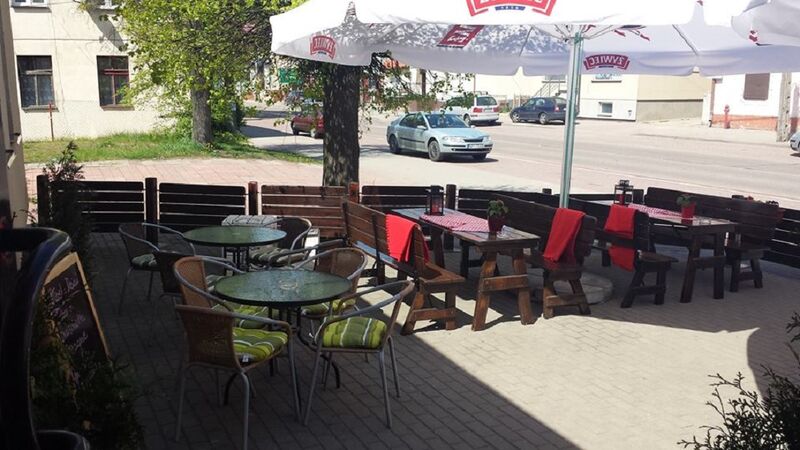 Dobrze jest zjeść na świeżym powietrzu.