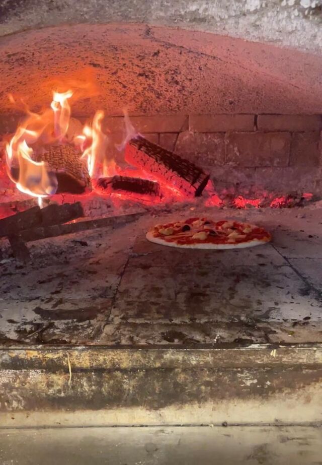 Notre four au feu de bois