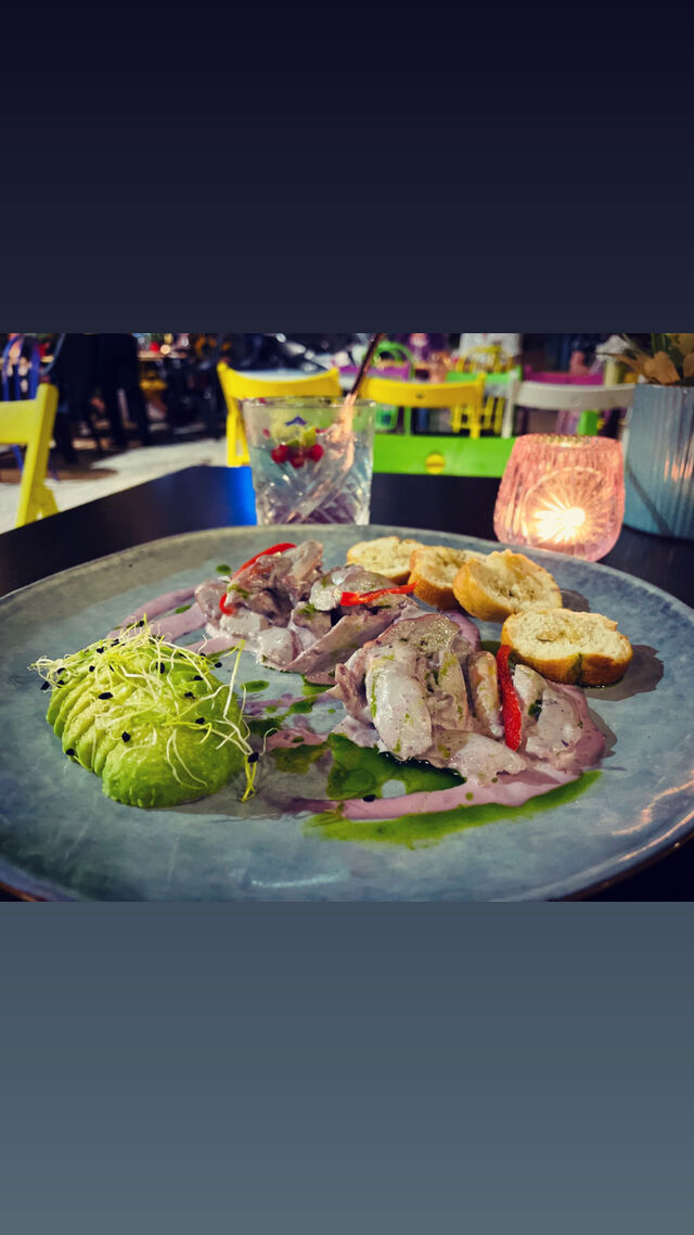 Poulpe aux sauces olives 