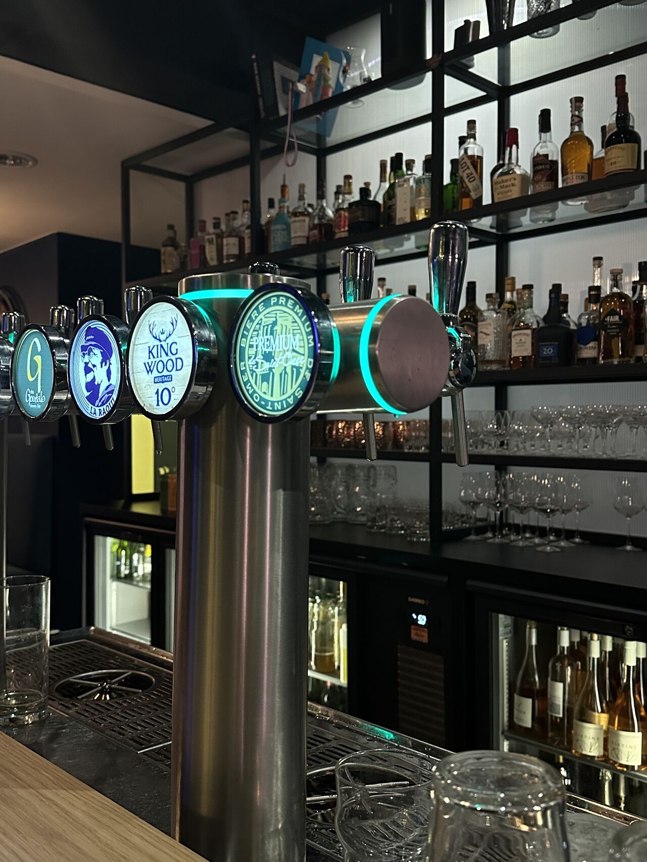 Le Bar